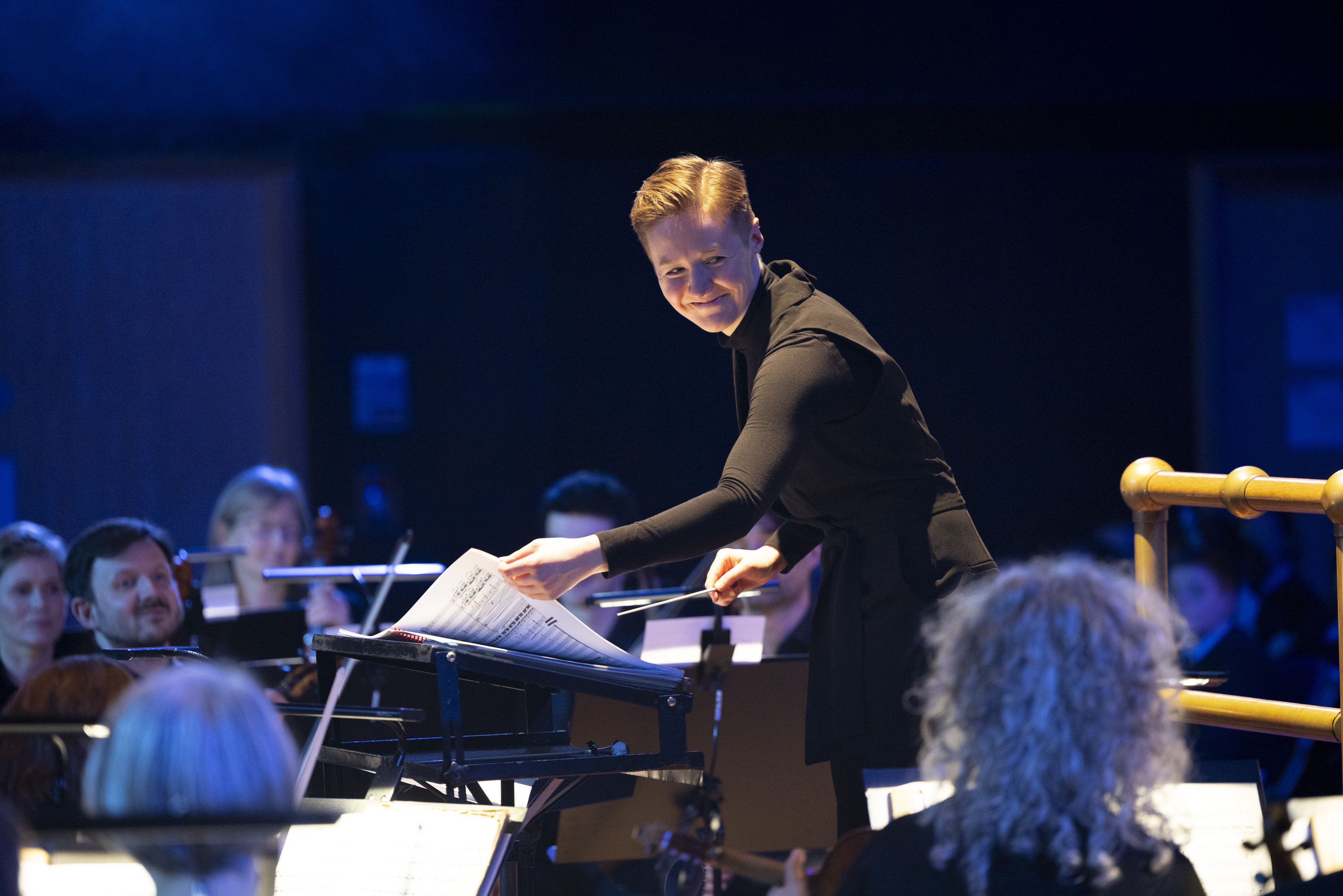 The Electrifying Lille National Orchestra! - h0nojb9
